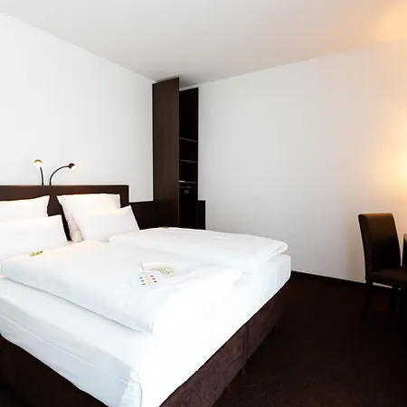 Tobbaccon Hotel 3* Bensheim