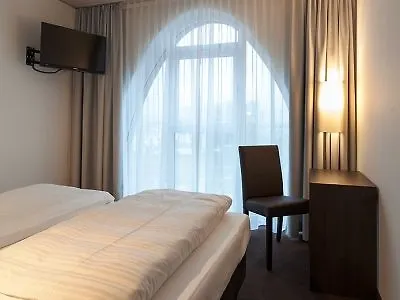 Tobbaccon Hotel Hotel