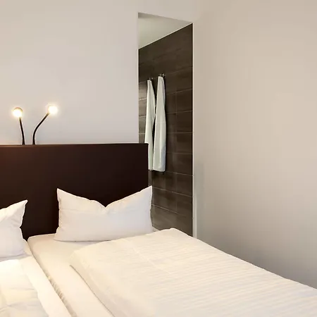Tobbaccon Hotel 3* Bensheim